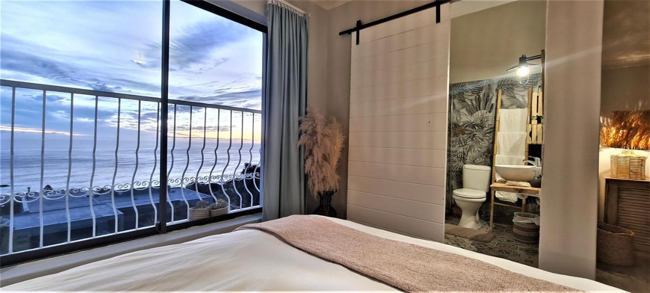 African Vibes Camps Bay Cape Town Bagian luar foto