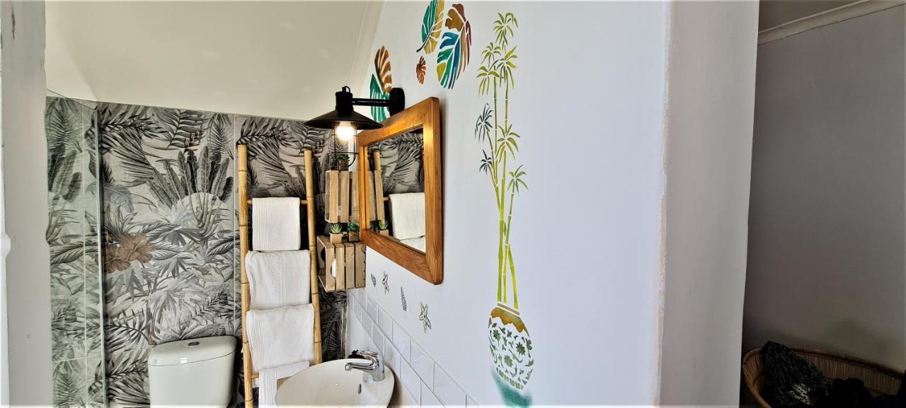 African Vibes Camps Bay Cape Town Bagian luar foto
