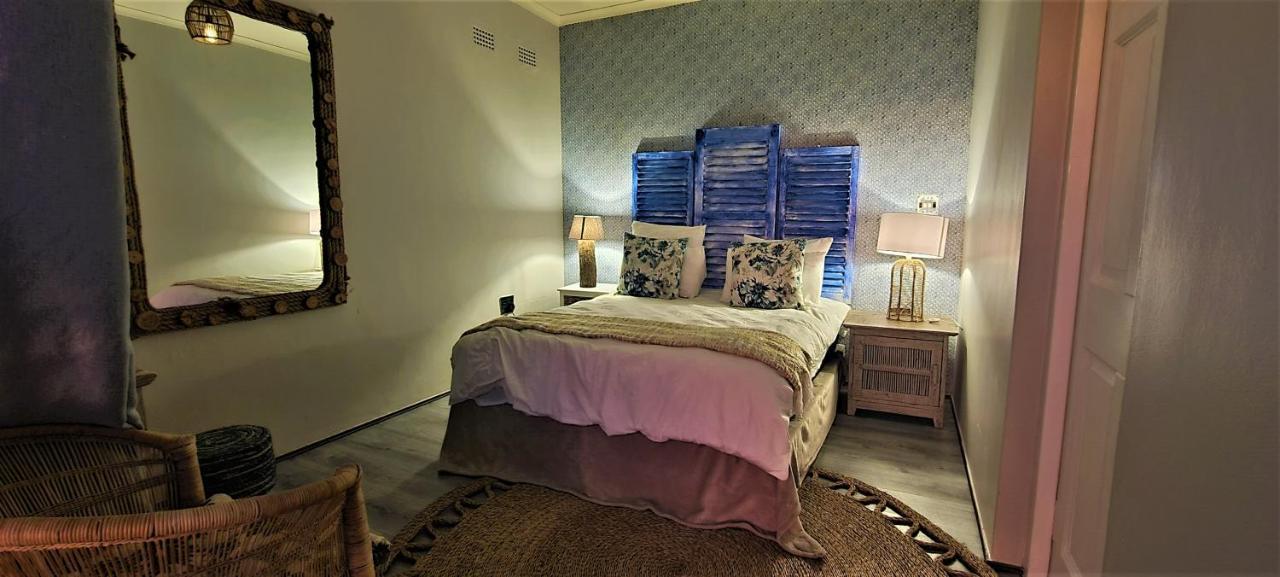 African Vibes Camps Bay Cape Town Bagian luar foto
