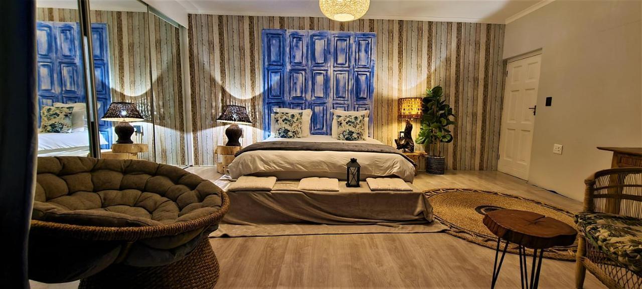 African Vibes Camps Bay Cape Town Bagian luar foto