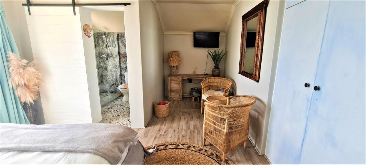 African Vibes Camps Bay Cape Town Bagian luar foto
